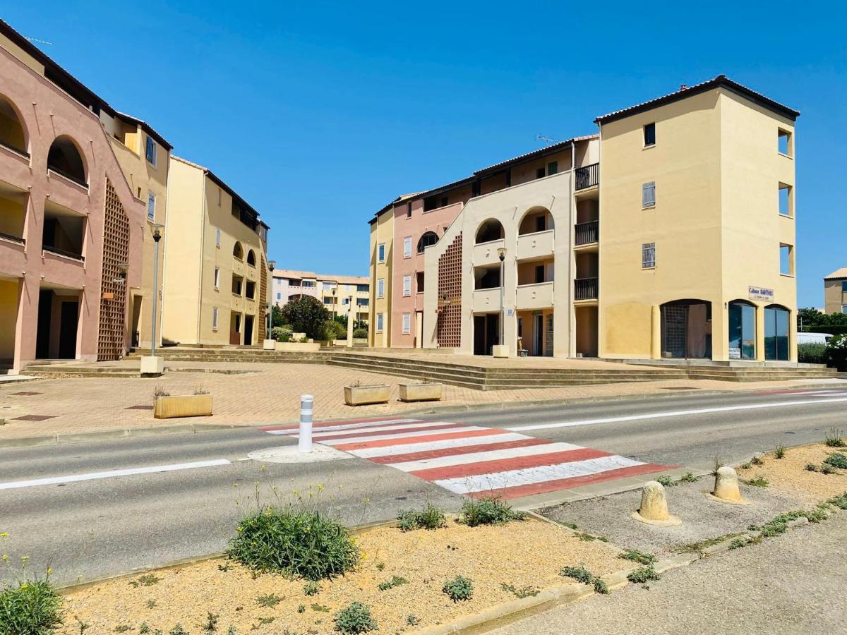 Appartement Proche Mer Avec Piscine Et Parking Fleury  Eksteriør billede