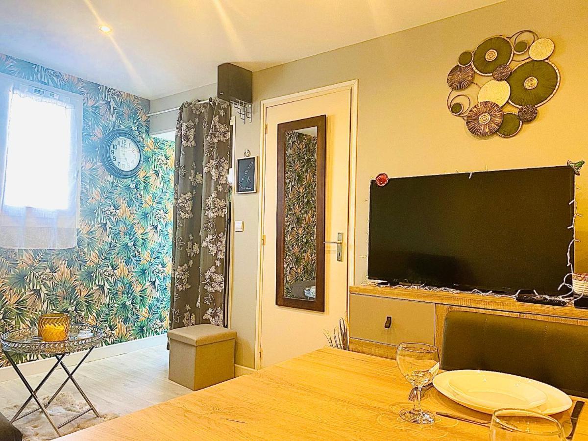 Appartement Proche Mer Avec Piscine Et Parking Fleury  Eksteriør billede